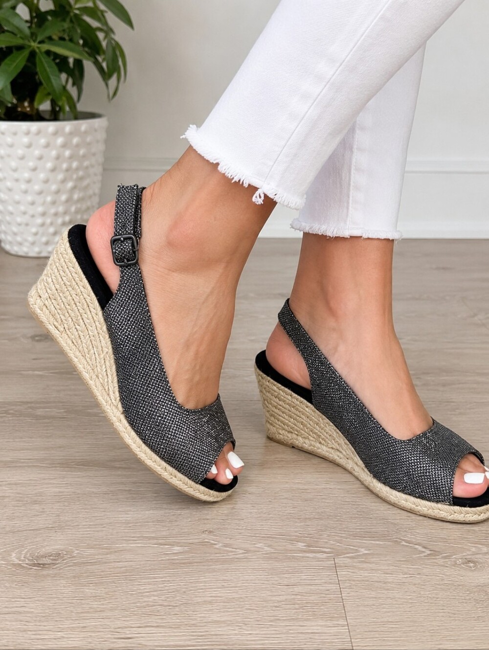 Black Silver Sparkle Espadrille Wedge Sandals Slingback‎ Size 7